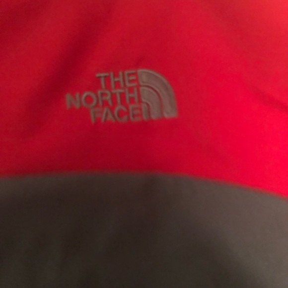 North face winter coat - Picture 5 of 5